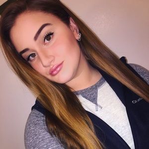 Meet your Posher, Victoria